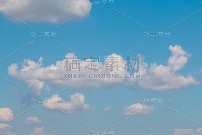蓝天白云