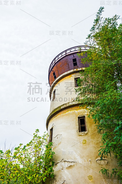 老式水塔
