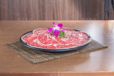 生牛肉