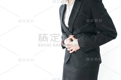 胃痛的女商人