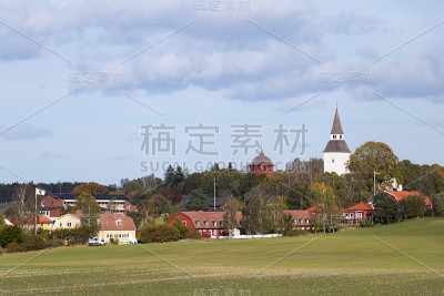 远处是乡村风光