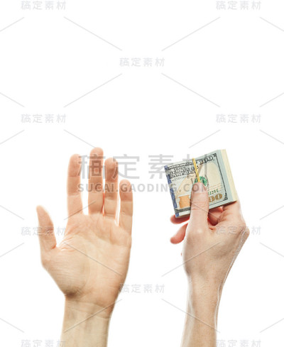 手里拿着美金现钱，空手孤立上白