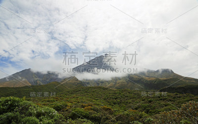 埃格蒙特山上的光