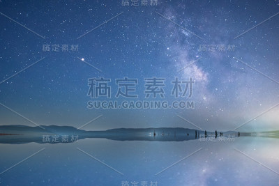 夜空与池塘