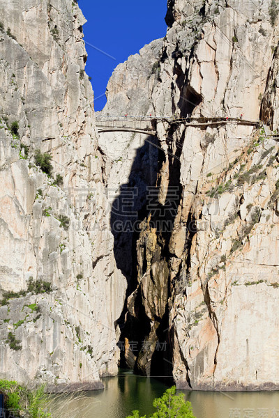 西班牙gorge Chorro的皇家小径(El Caminito del Rey)