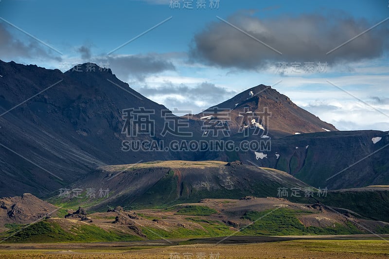 冰岛的山景