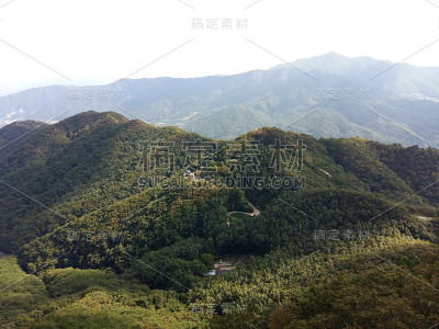 山