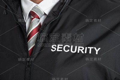 保安穿制服与文字保安
