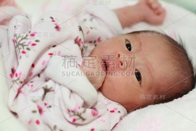 新生婴儿(日本女婴)