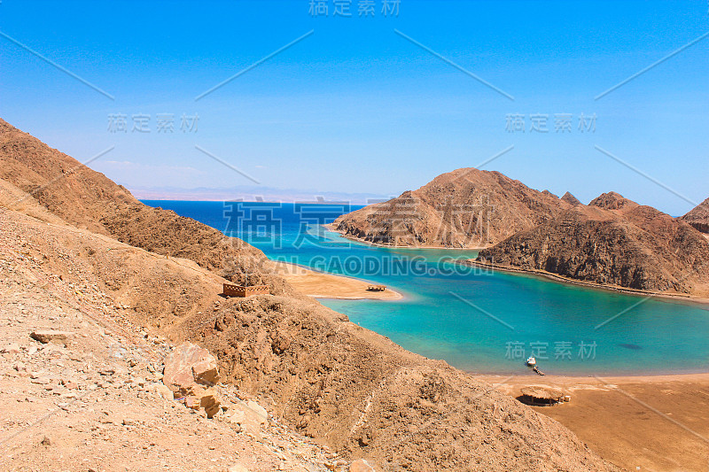 埃及塔巴峡湾的海景和山景/埃及塔巴峡湾的海景和山景