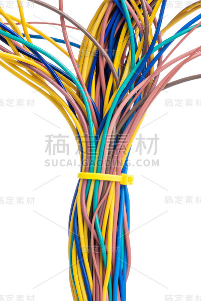 电气安装彩色电缆和电线隔离在白色