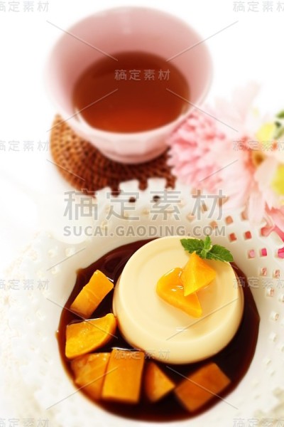 焦糖酱和布丁复制空间