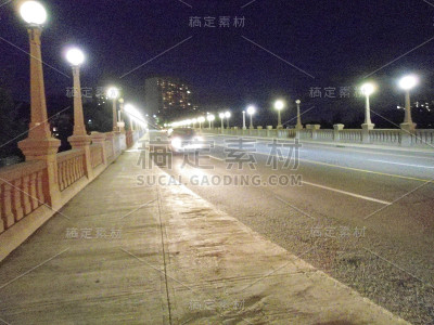 卡明斯桥