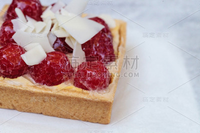 红覆盆子馅饼