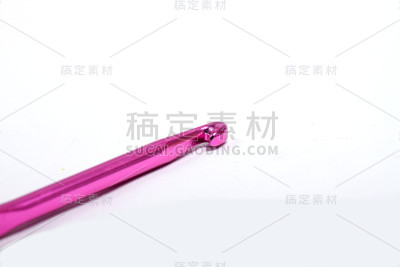 粉色金属钩孤立