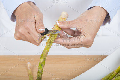修削芦笋