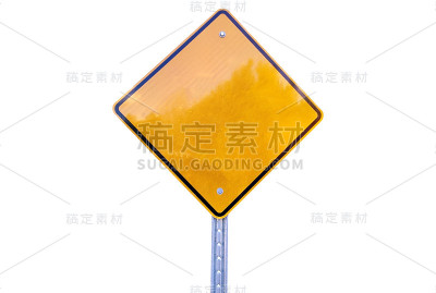 空白黄色路标孤立在白色背景
