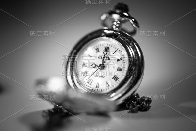 古董银手表