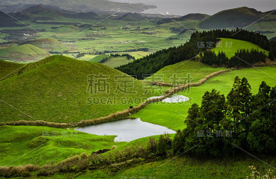 圣米格尔起伏的山峦
