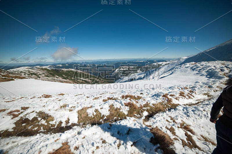 美丽的冬天。国家自然公园。下雪的冬天