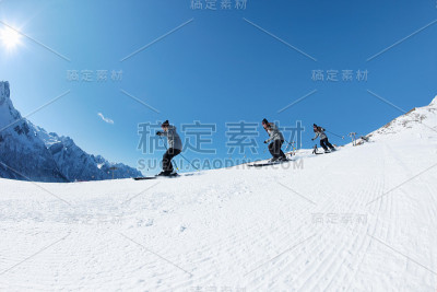滑雪运动员的镜头