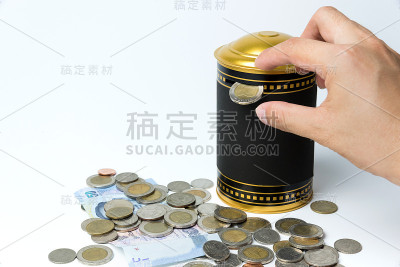 在有选择的焦点上堆叠硬币。