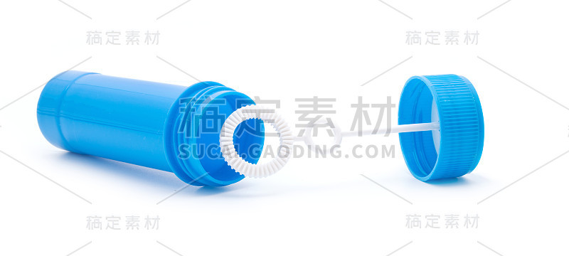 白色背景上孤立的肥皂泡塑料瓶