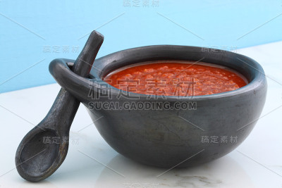 工匠做了红辣酱