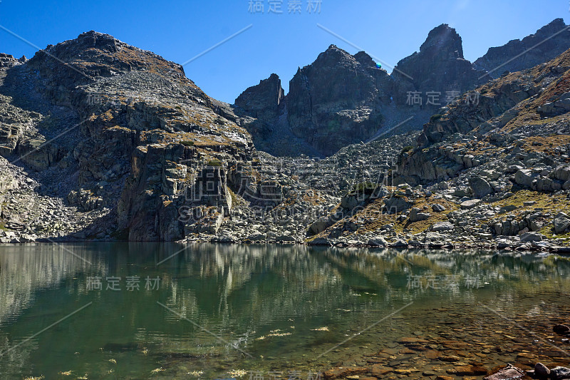 可怕的湖和库朋斯峰，瑞拉山令人惊叹的风景