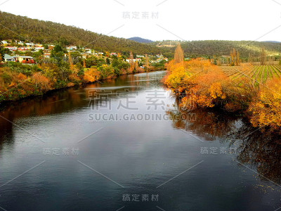 河