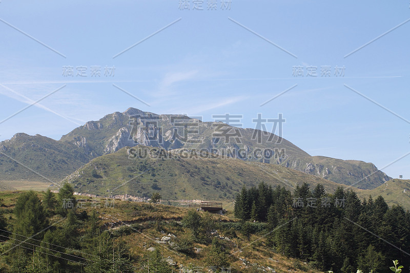 阿尔卑斯山的山地景观