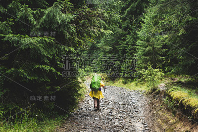 徒步旅行
