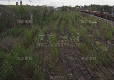 平行方式， 希嫩瓦尔德