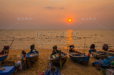 美丽的芭堤雅海滩日落，泰国