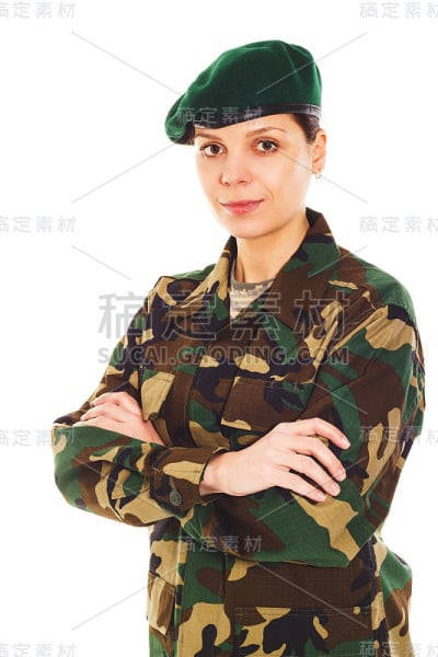 穿着军装的女士兵
