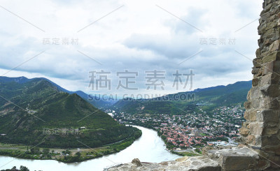 姆茨克塔的城市全景