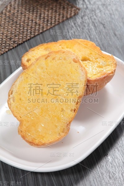 面包和烤面包