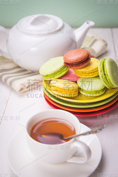 蛋白杏仁饼干和茶