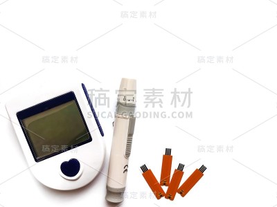 血糖计孤立在白色背景。糖尿病患者的血糖测量装置。