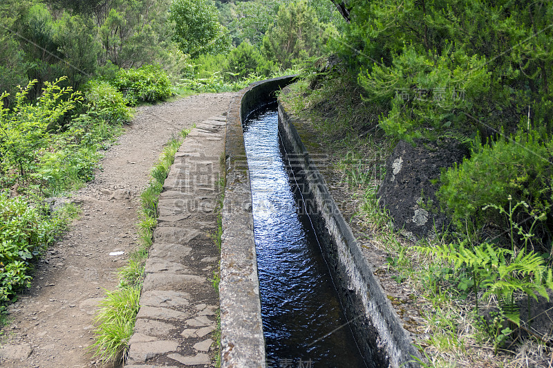 莱瓦达二十五号通道旅游路线拉巴路，马德拉岛