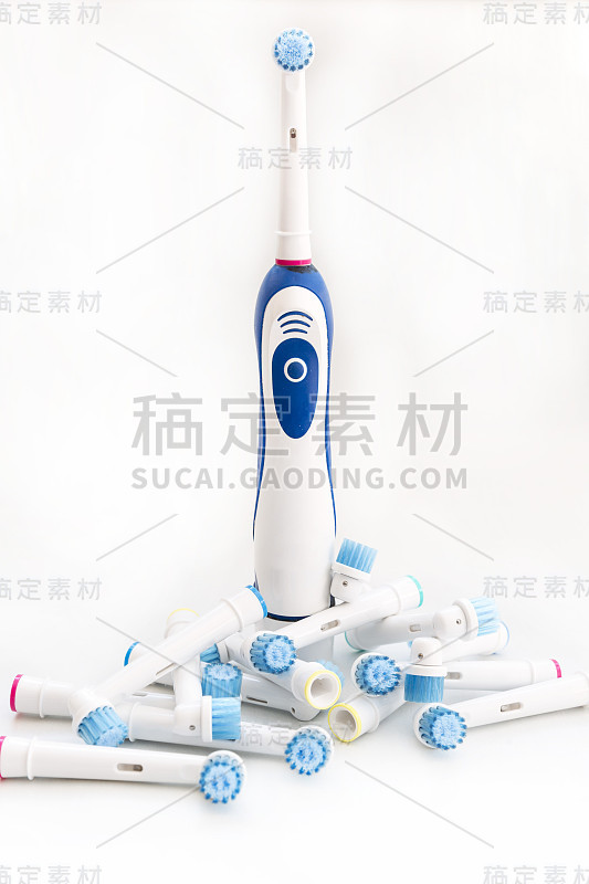 牙刷头白色的电子牙刷