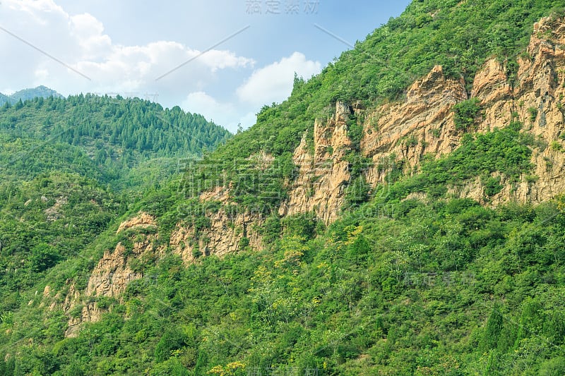 青山自然景观