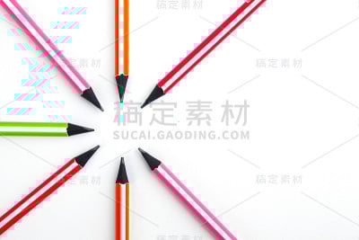 木铅笔的摆放