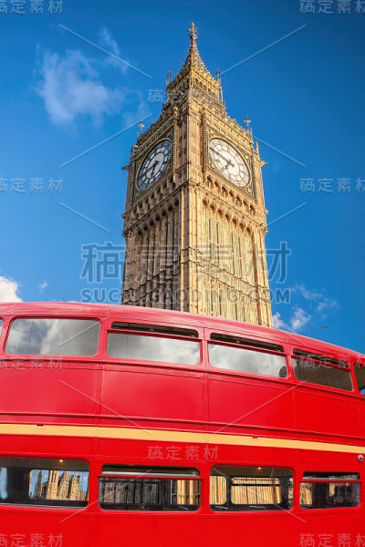 英国伦敦的大本钟和红色巴士