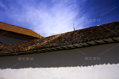 莱瓦修道院街