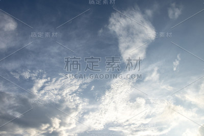 天空