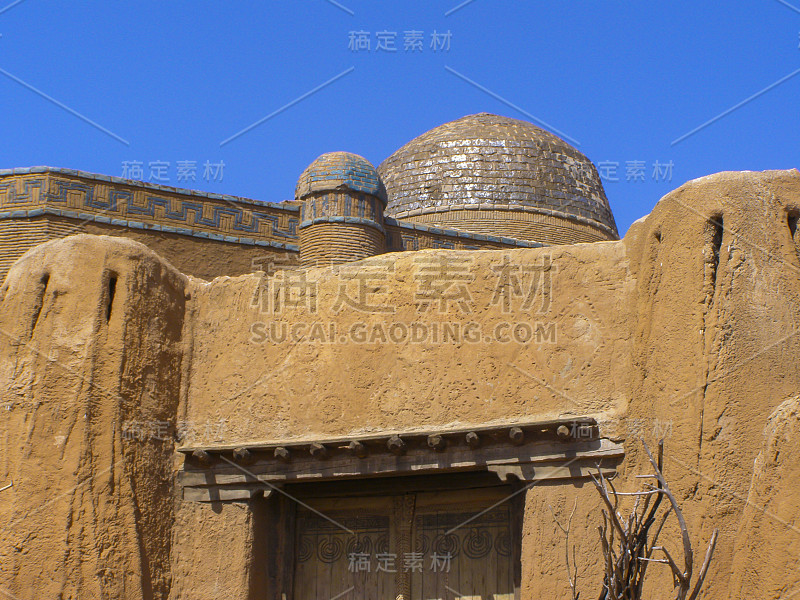 传统的古代蒙古文化。建筑装饰碎片