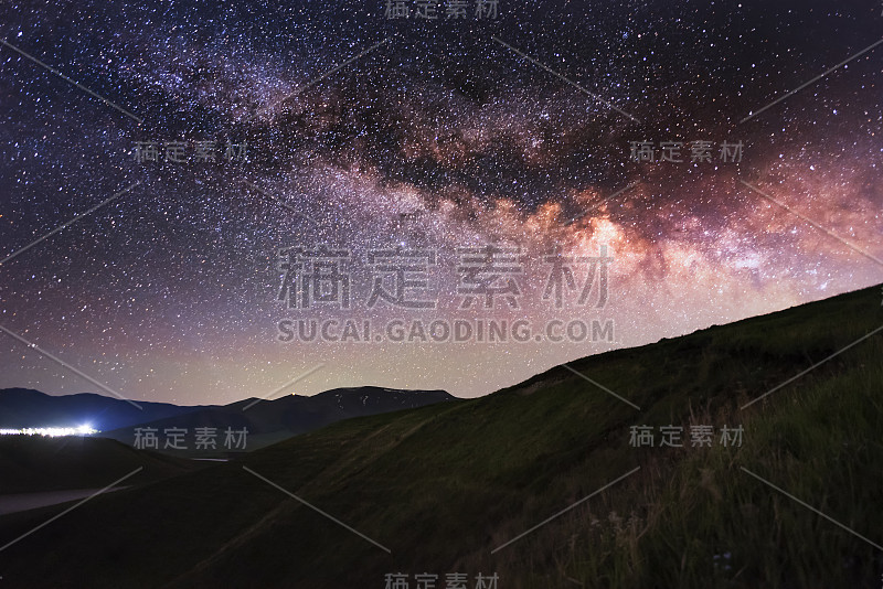 美丽的银河系。天文学的空间背景。