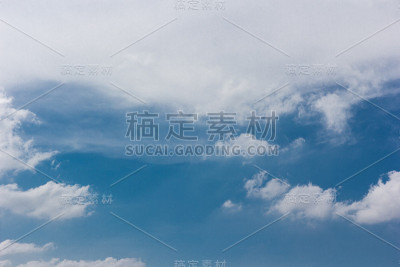 天空和云