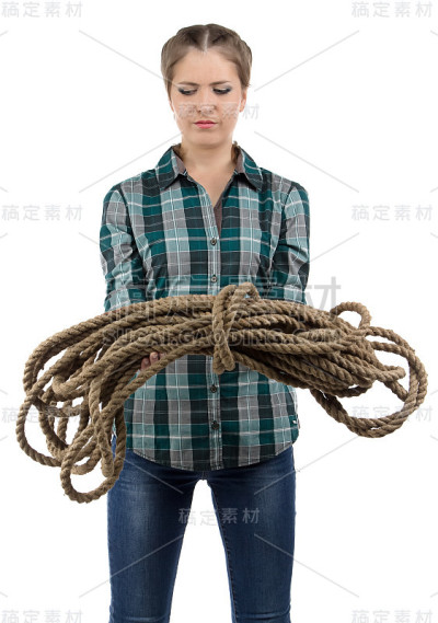 女人看麻线的照片